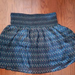 Old Navy blue midi pull on tiered skirt